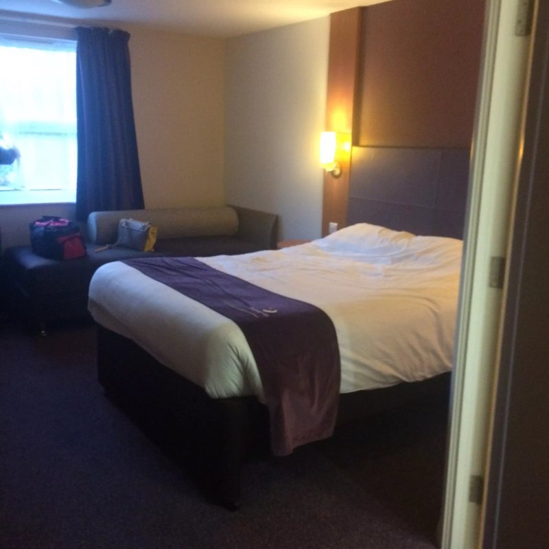 Premier Inn Dundee West hotel