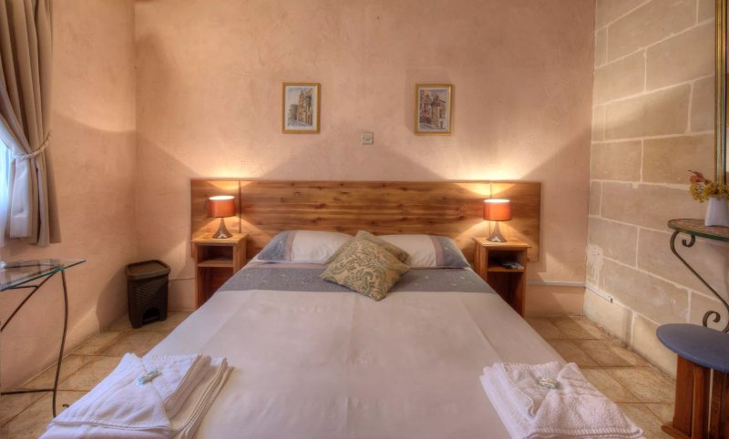 Green Grove Guest House