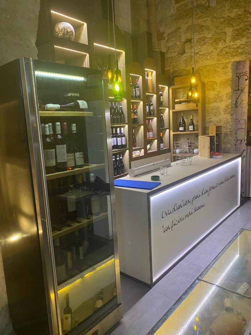 Eo Winebar