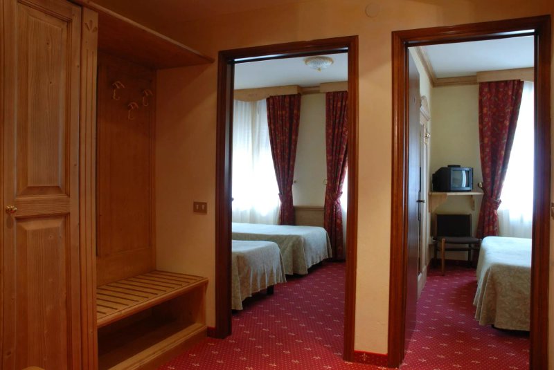 Hotel Alpi