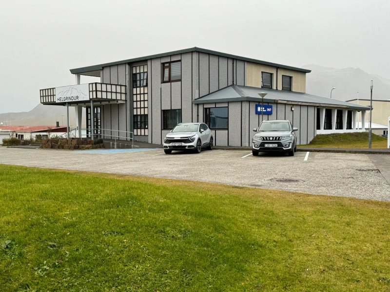 Helgrindur Guesthouse