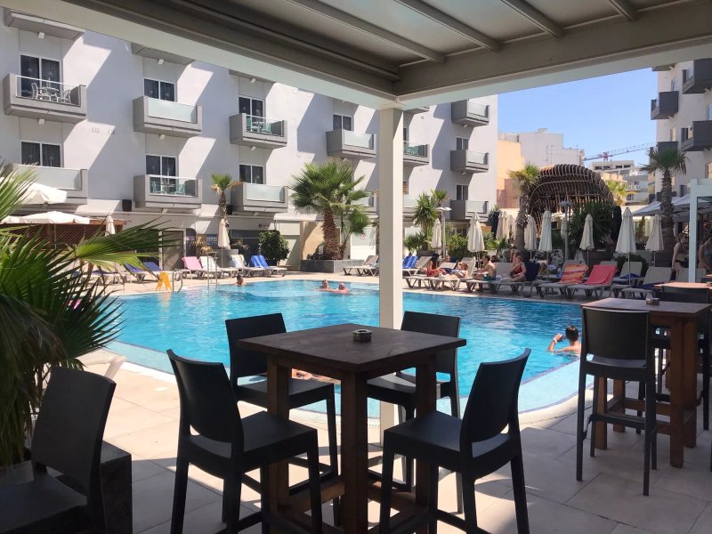 Bora-Bora Ibiza-Malta Resort