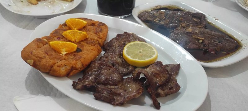 Cafe Restaurante O Tarro