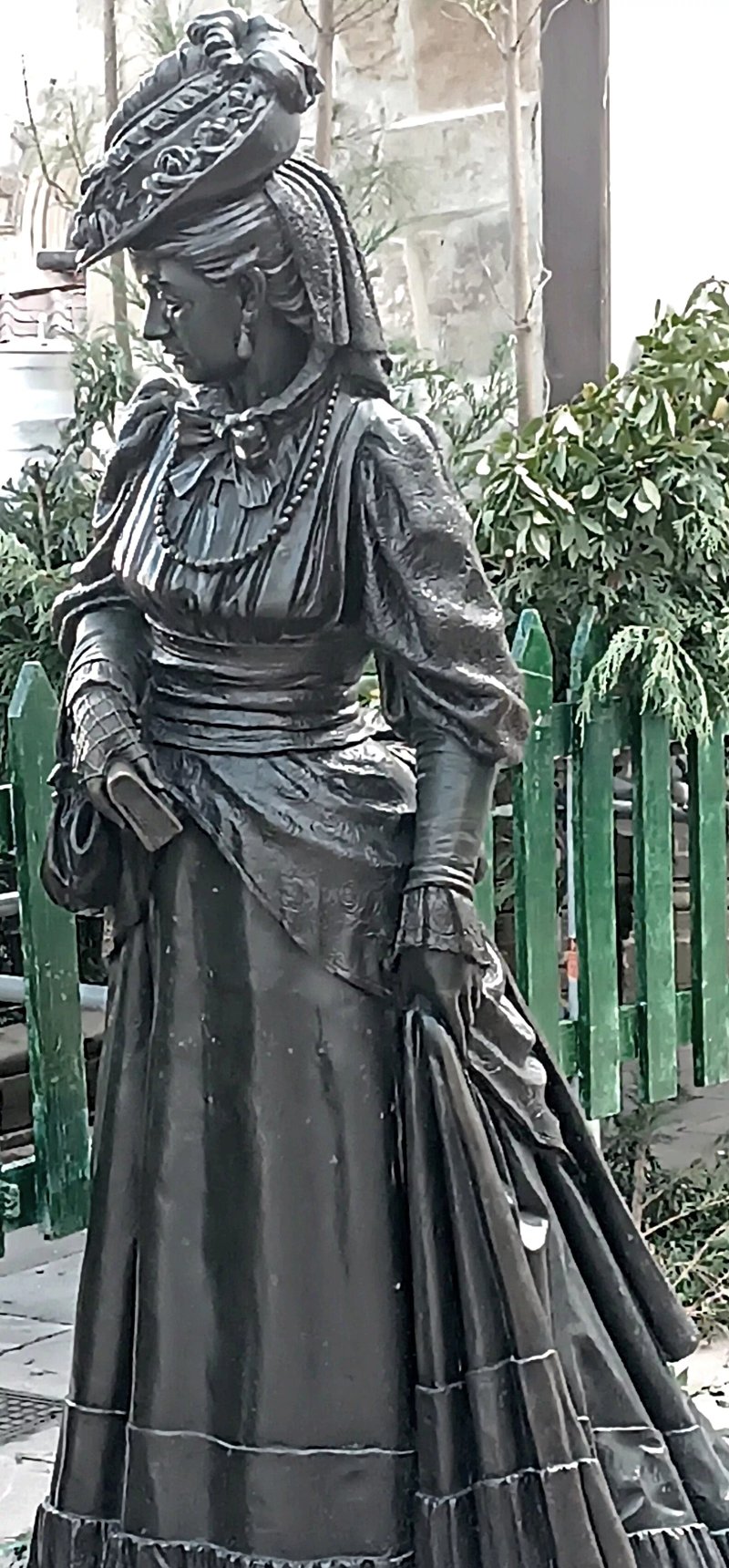 Escultura La Regenta