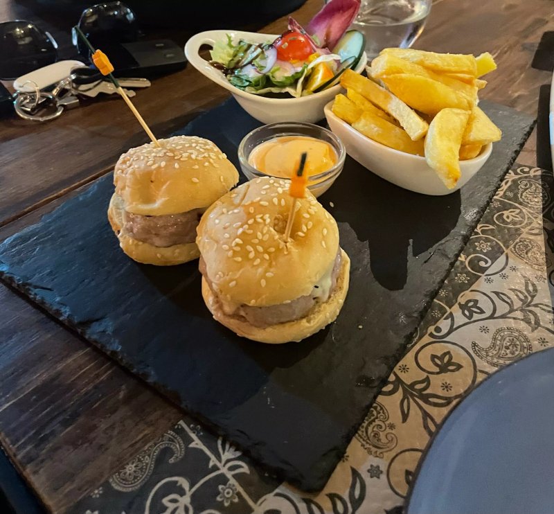 Vinea Restaurant