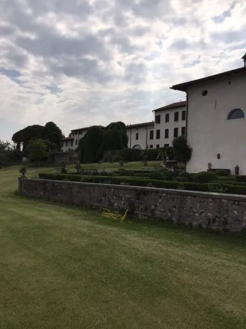 Hotel Villa Policreti