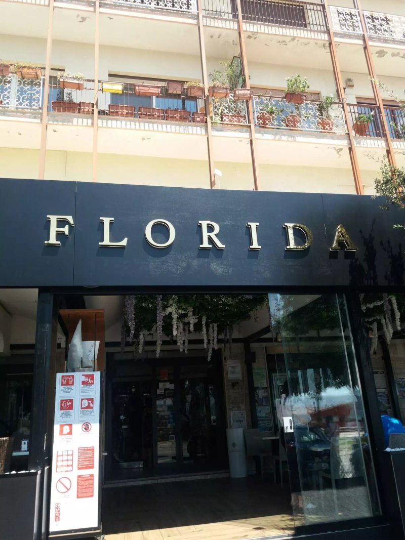 Bar Florida
