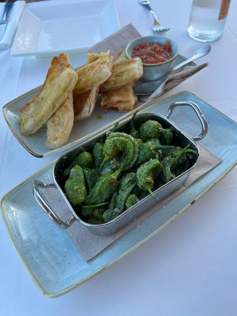 Mirablau Beach Bar & Restaurant