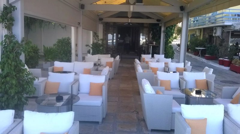 Prova Cafe-Bar