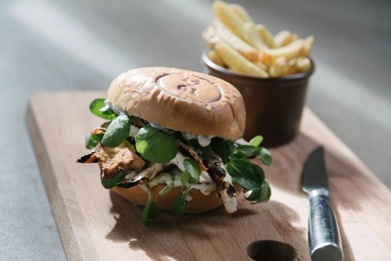 1401 Tapas & Burgers