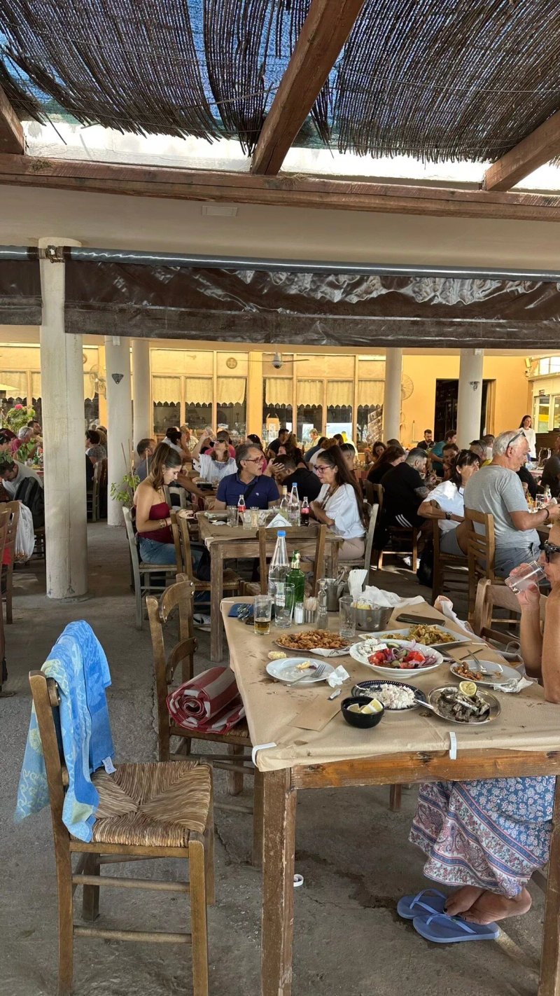 To Meltemi tavern - Kanakia