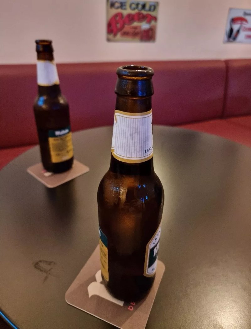 Easy Days Sport Bar