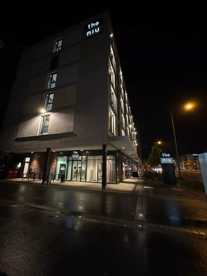 Holiday Inn - the niu, Cure Erlangen