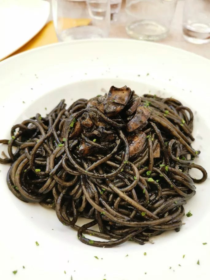 Pescheria Lanfranchi (via pescheria)