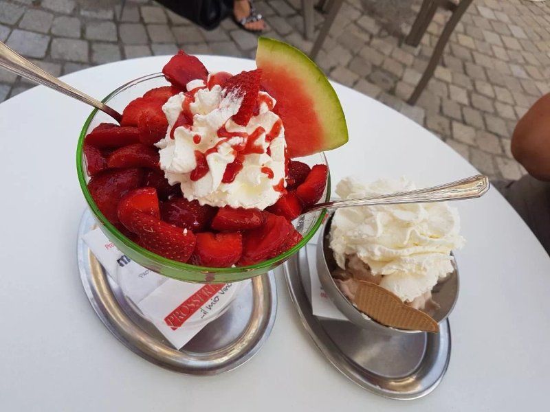 Eiscafe BY RINO