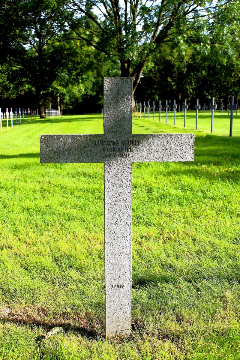 Bousbecque German Cemetery