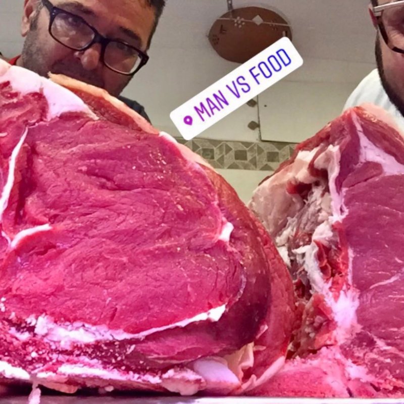 MAN vs FOOD
