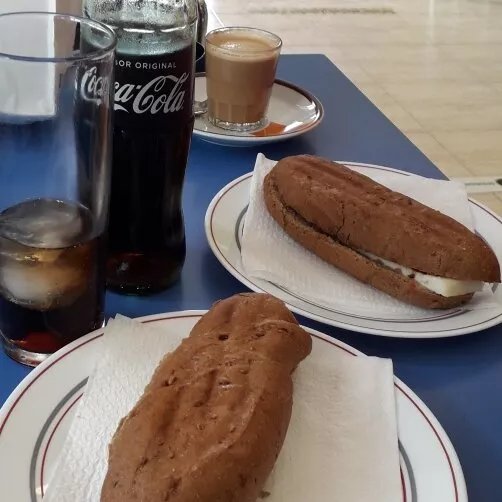 Panaderia pasteleria cafeteria alemana 2