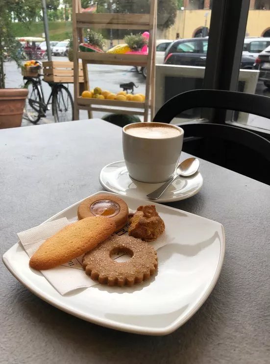 Pasticceria Gelateria Momus Cafe