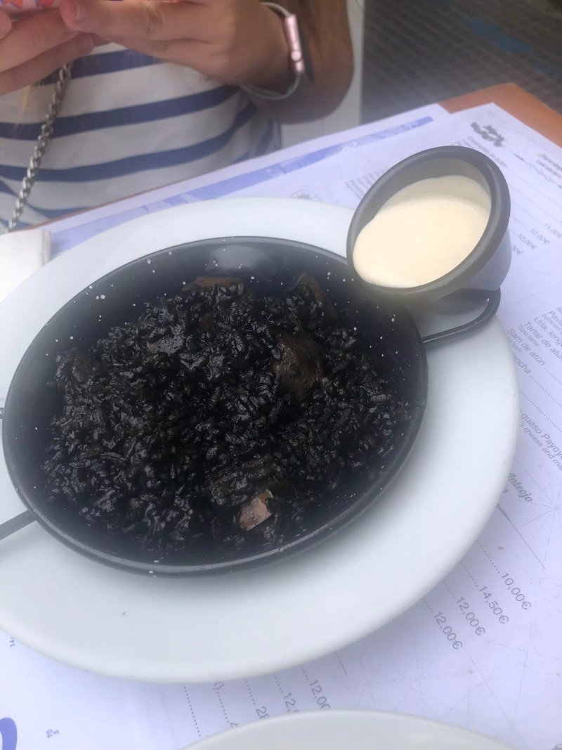 La taberna del anteojo