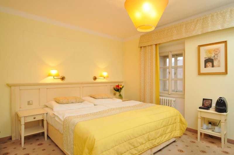 Hotel Metamorphis