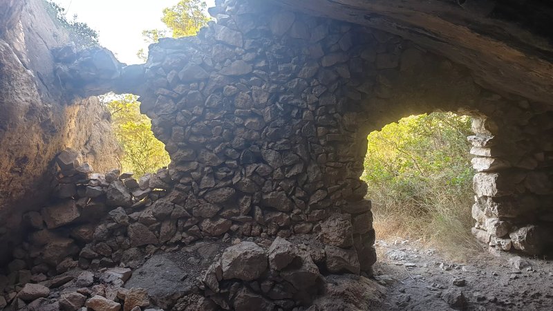 Cueva de Mil Hombres