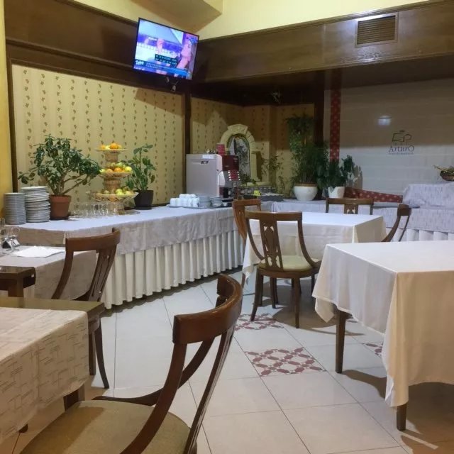 Rey Arturo Hotel