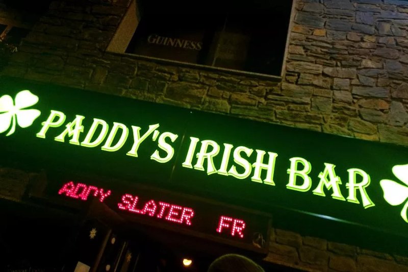 Paddy's Irish Bar