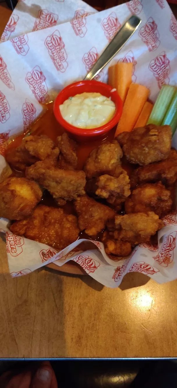 Sticky Wingers