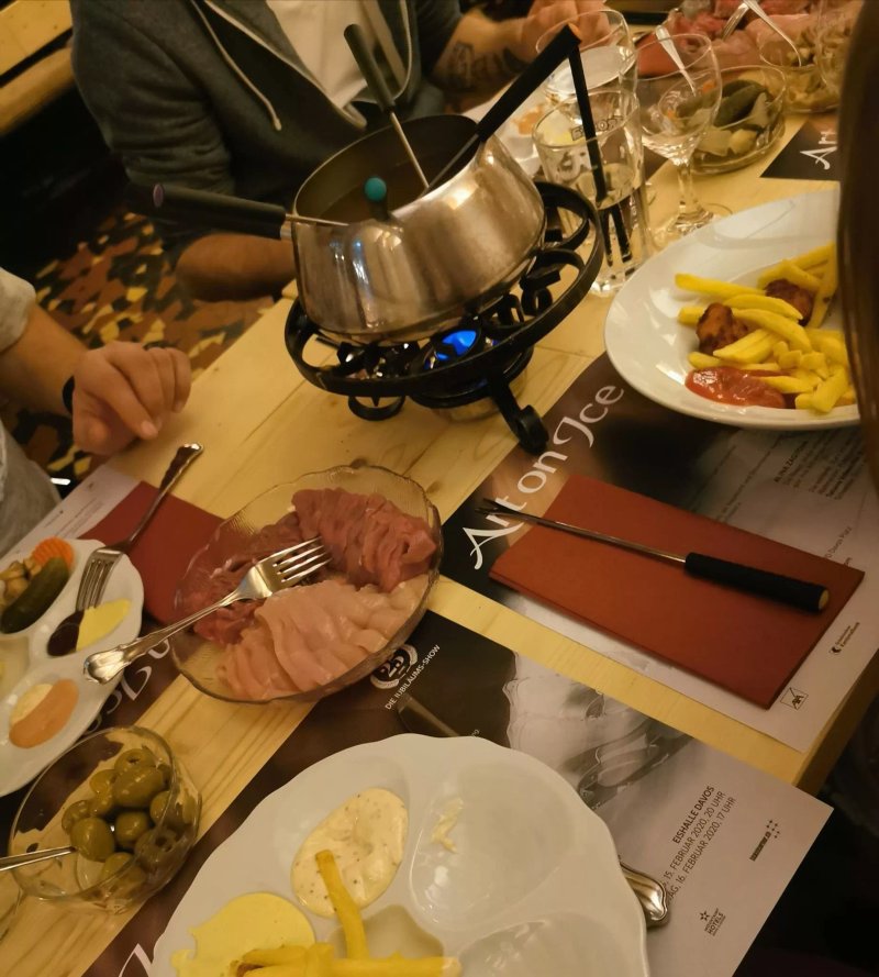 Dorfkeller im Hotel Dischma
