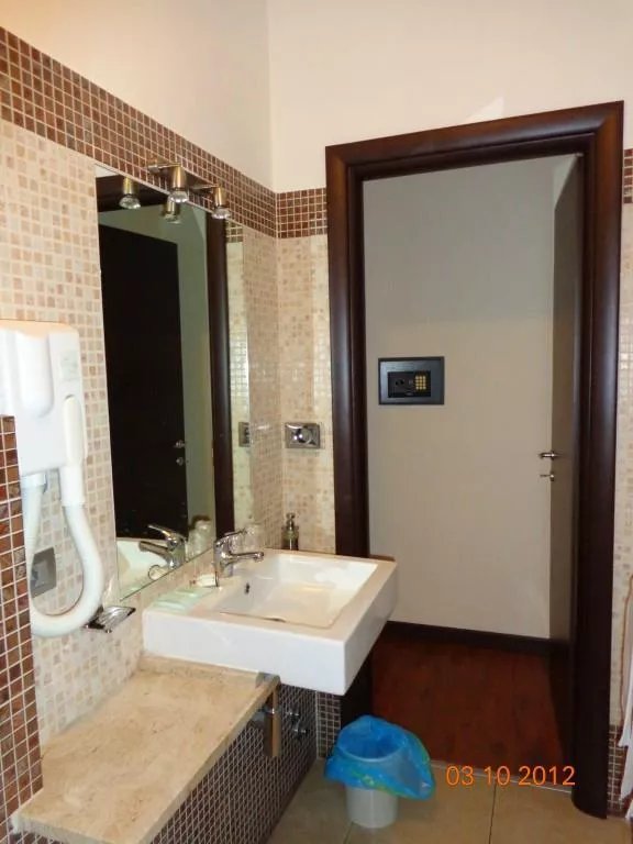San Max Hotel