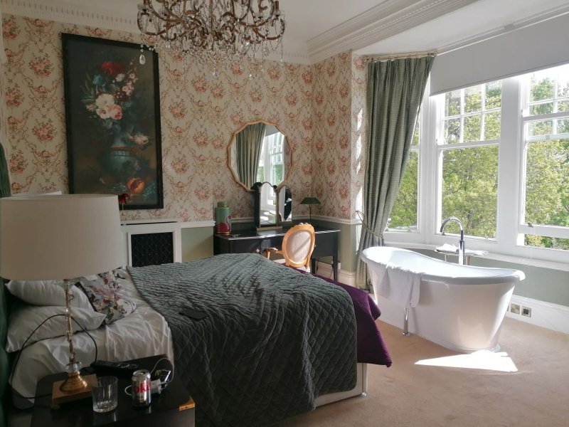 40 Winks Hotel & Hospitality