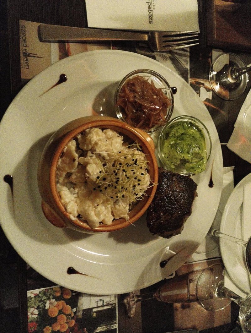 Szeged Restaurant