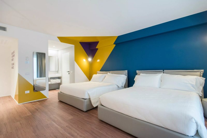 Hoody Active & Happiness Hotel