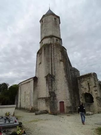 Le Vieux Clocher