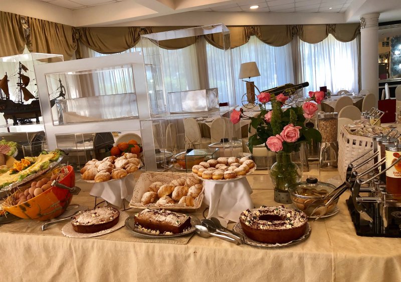Domizia Palace Hotel