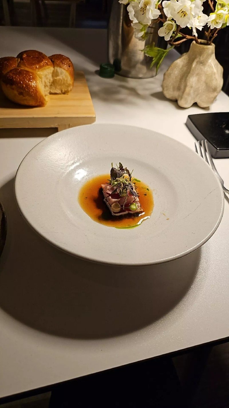 Smoking Lobster Cowes