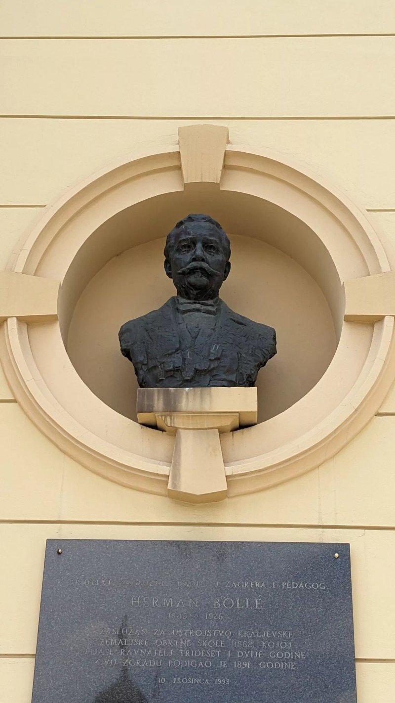 Bust of Herman Bolle