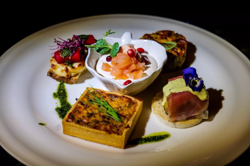 Ziba Restaurant& Garden By Mehrzad