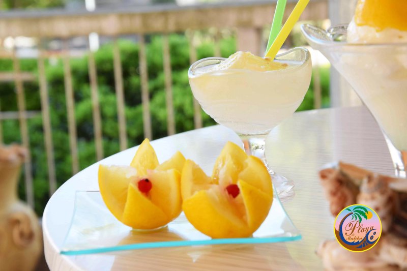 Playa di Malibu Gelateria Caffetteria Yogurteria