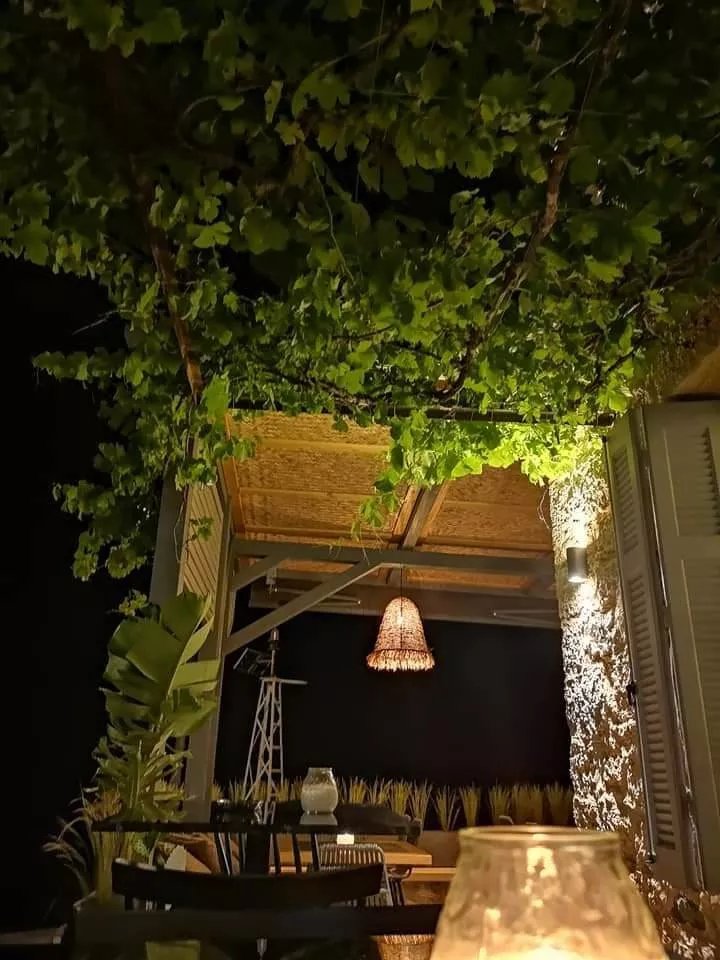 Tikla cuzina & wine bar