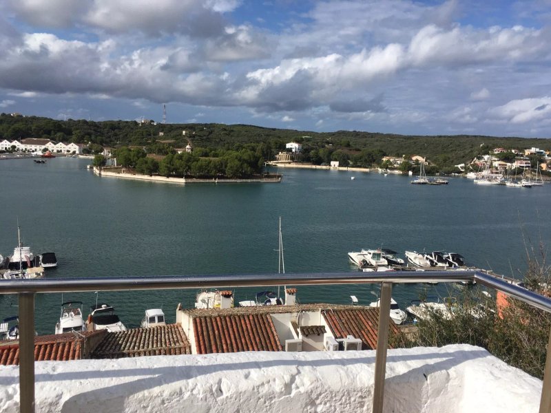 Sol Isla Apartments