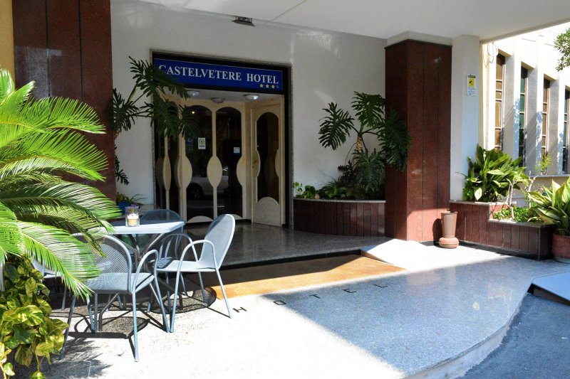 Castelvetere Hotel