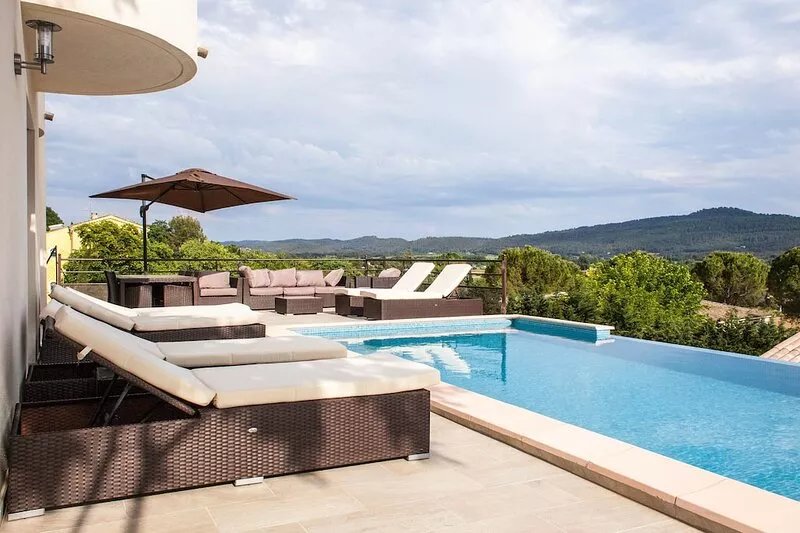 Villa 3***heated infinity pool 3 comfort suites, panoramic view