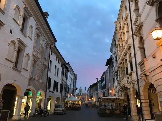 Corso Vittorio Emanuele | Contrada Maggiore - Urbs Picta