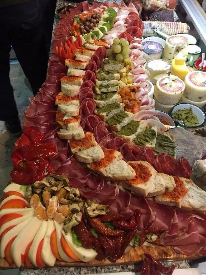 Prosciutteria Viterbo - Cantina dei Papi