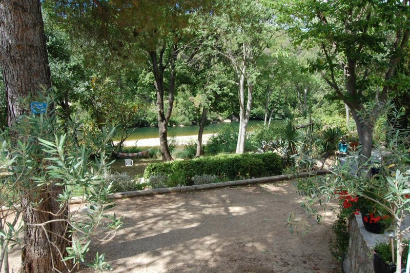 Hacienda des Roucans Guest House