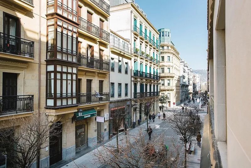 E 2 BEDROOM FAMILY APARTMENT SAN MARCIAL 33