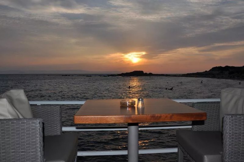 Thalassa cafe bar