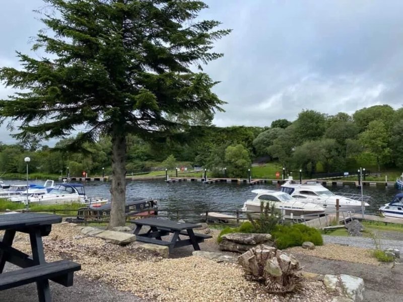 Carrybridge Hotel